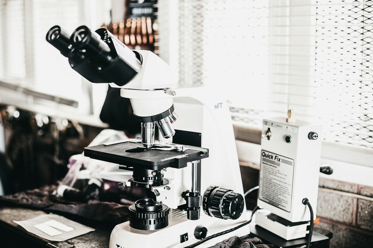 Analytical laboratory equipment for cannabinoid testing